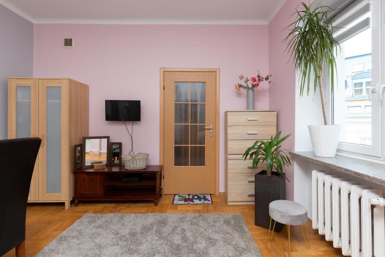 Metro Politechnika Studio Konstytucji By Renters Apartment Варшава Екстериор снимка